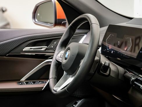 Used 2025 BMW X2 xDrive28i image 18