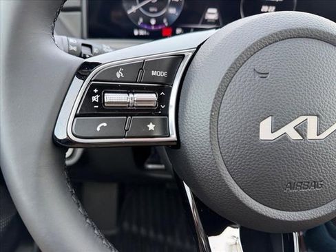 New 2026 Kia Seltos EX image 22