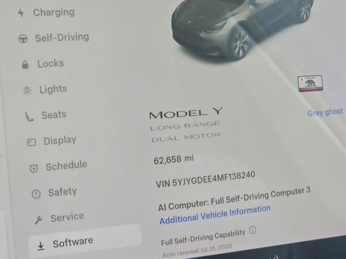 Used 2021 Tesla Model Y Long Range AWD/4WD image 21