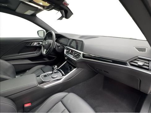 Used 2022 BMW 230i Coupe w/ Premium Package 2 RWD image 27