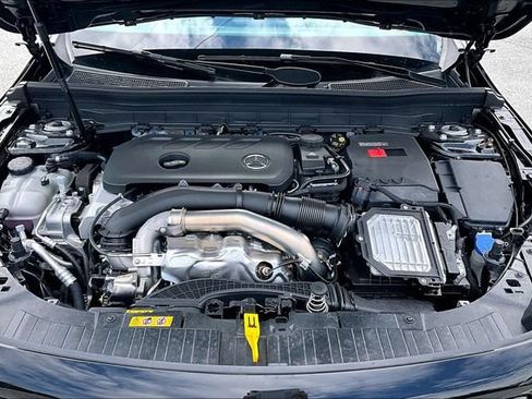 New 2026 Mercedes-Benz GLB 250 4MATIC image 12