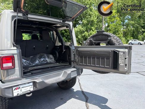 Certified 2021 Jeep Wrangler Unlimited Sport w/ Sun And Sound Package AWD/4WD image 20