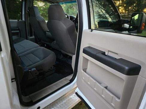 Used 2009 Ford F350 XLT image 13