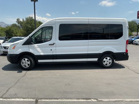 Used 2019 Ford Transit 350 XLT RWD image 5