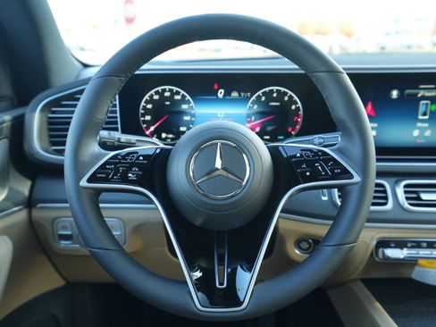New 2026 Mercedes-Benz GLE 580 4MATIC image 26