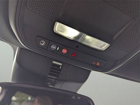 Used 2024 GMC Acadia Elevation w/ Luxury Package image 25