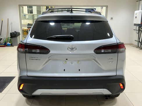 New 2026 Toyota Corolla Cross LE w/ Moonroof Package AWD/4WD image 7