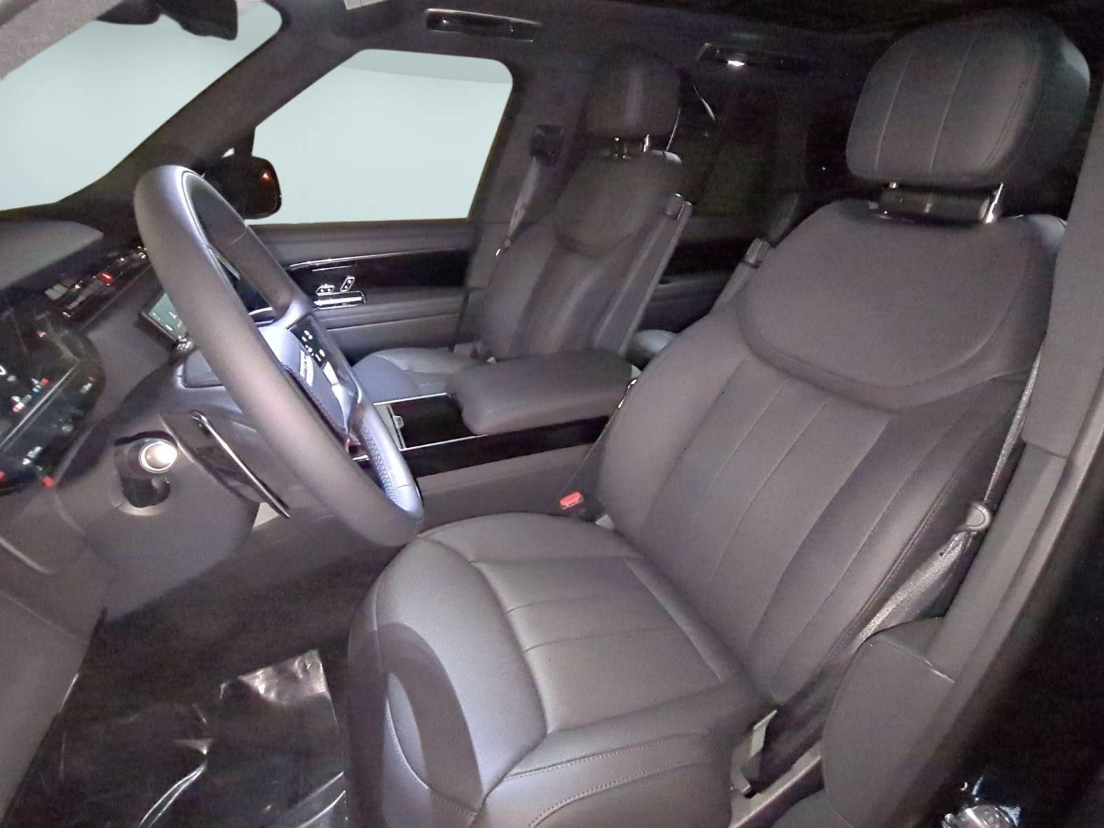 New 2026 Land Rover Range Rover SE AWD/4WD image 15