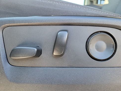 Used 2022 Chevrolet Silverado 1500 RST image 19