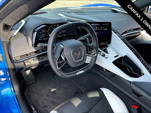 Used 2025 Chevrolet Corvette E-Ray w/ Stealth Interior Trim Package AWD/4WD image 5