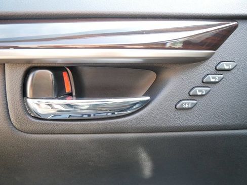 Used 2018 Lexus ES 350 w/ Luxury Package w/Wood Trim FWD image 14