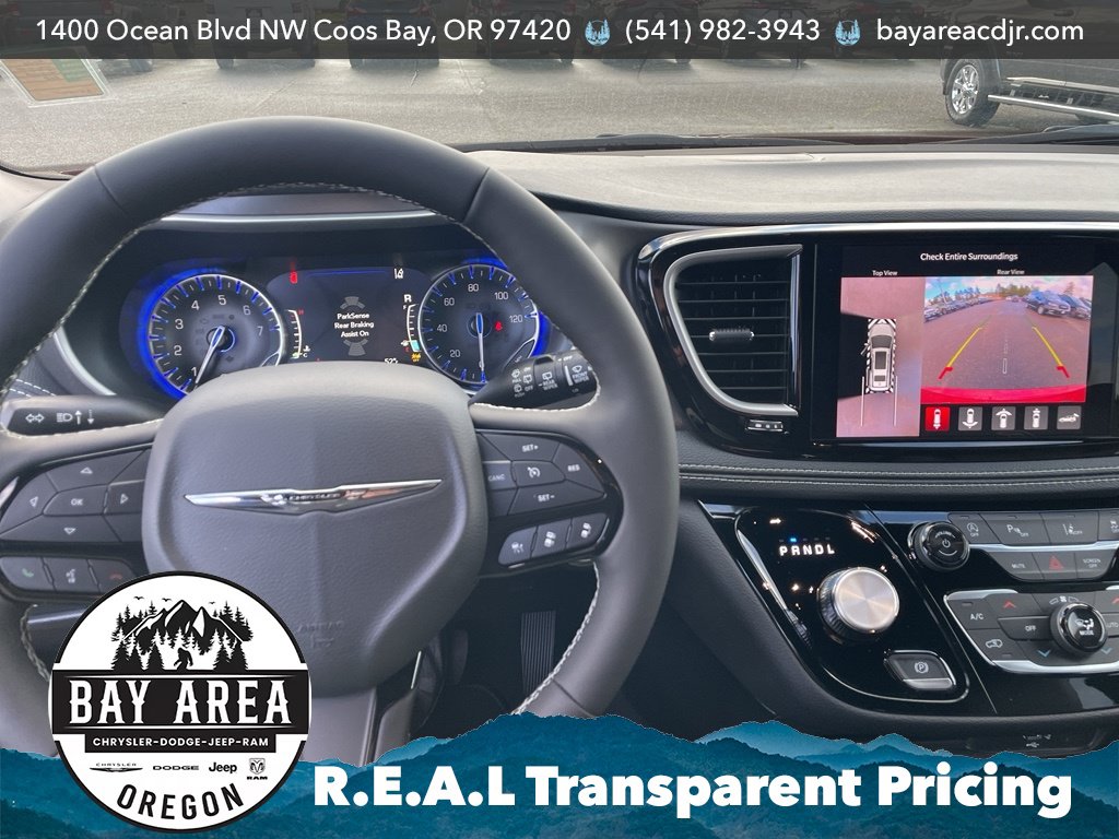 New 2026 Chrysler Pacifica Select w/ S Appearance Package FWD image 14