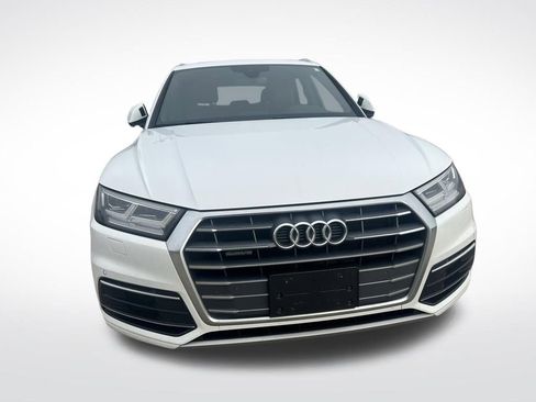 Used 2019 Audi Q5 2.0T Premium Plus w/ Premium Plus Package image 3