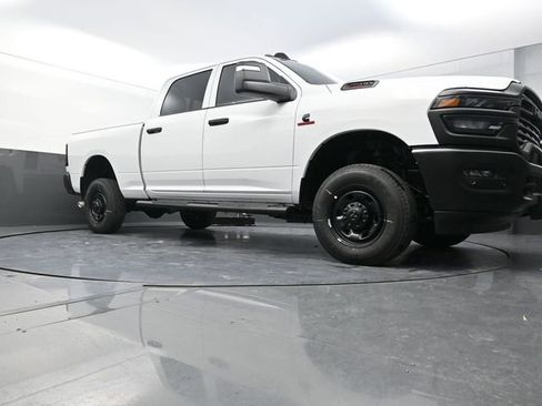 New 2026 RAM 2500 Tradesman AWD/4WD image 20