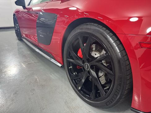 Used 2023 Audi R8 V10 performance w/ Carbon Exterior Package RWD image 3