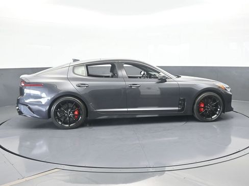 Used 2023 Kia Stinger GT2 image 7