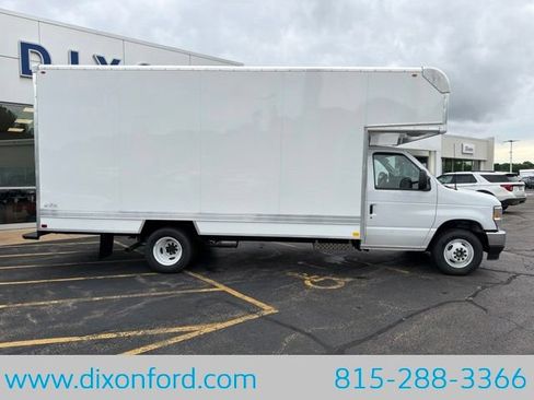 New 2027 Ford E-350 and Econoline 350 Super Duty w/ Power Equipment Group RWD image 8
