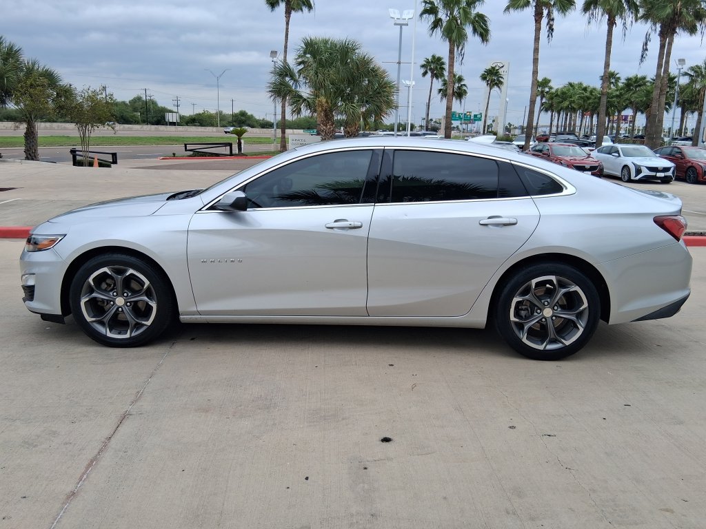 Used 2022 Chevrolet Malibu LT FWD image 3
