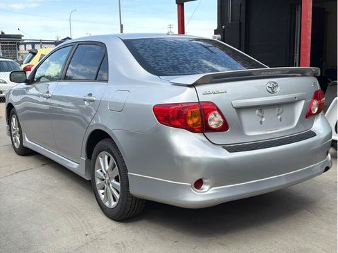 Used 2009 Toyota Corolla FWD image 3