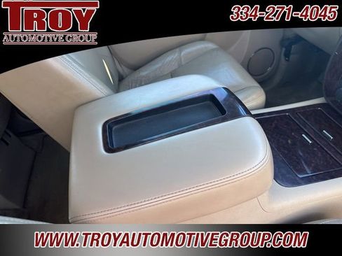 Used 2013 GMC Yukon Denali image 36