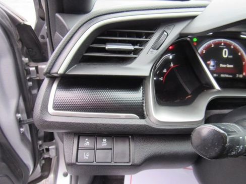 Used 2021 Honda Civic Sport image 11