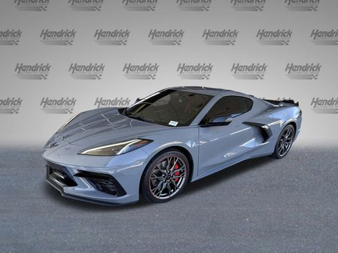 Used 2024 Chevrolet Corvette Stingray Preferred Cpe w/ Z51 Performance Package image 4