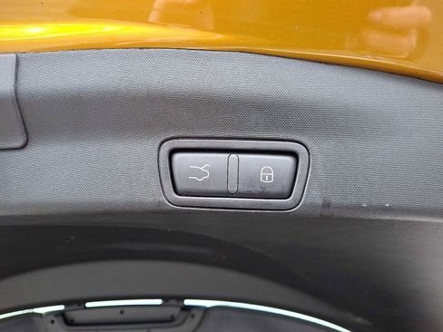 Used 2022 Alfa Romeo Stelvio Veloce image 31