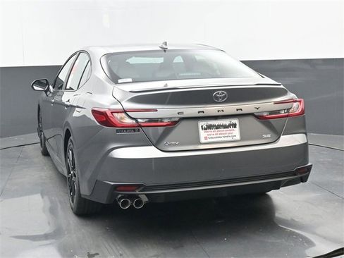 New 2026 Toyota Camry SE image 18