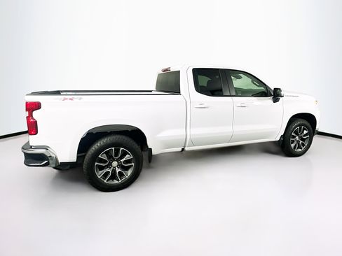 Used 2023 Chevrolet Silverado 1500 LT image 10