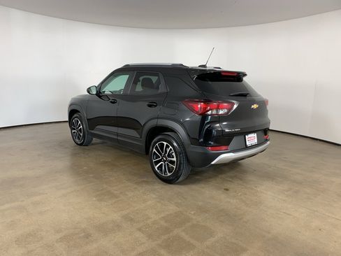 Used 2025 Chevrolet TrailBlazer LT image 14