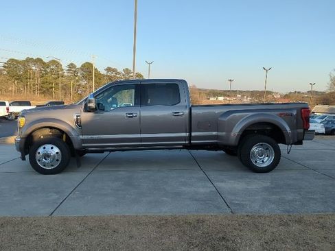 Used 2018 Ford F450 King Ranch w/ King Ranch Ultimate Package image 4