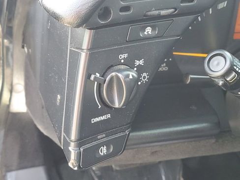 Used 1994 Chevrolet Corvette Convertible RWD image 8
