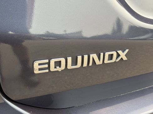 Used 2019 Chevrolet Equinox LT FWD image 14