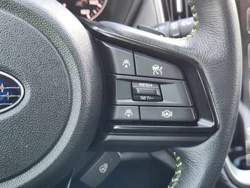 Used 2025 Subaru Outback Onyx Edition AWD/4WD image 32