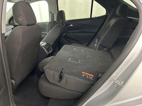 Used 2022 Chevrolet Equinox LT AWD/4WD image 24