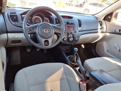 Used 2011 Kia Forte LX image 38