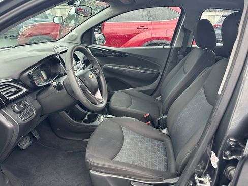 Used 2022 Chevrolet Spark LT image 13