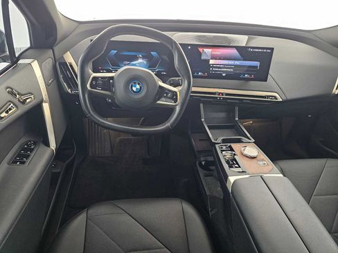 Used 2023 BMW iX xDrive50 w/ Ultimate Package image 19