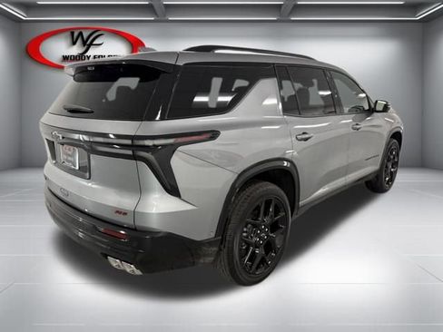 New 2026 Chevrolet Traverse RS w/ LPO, Floor Liner Package image 6