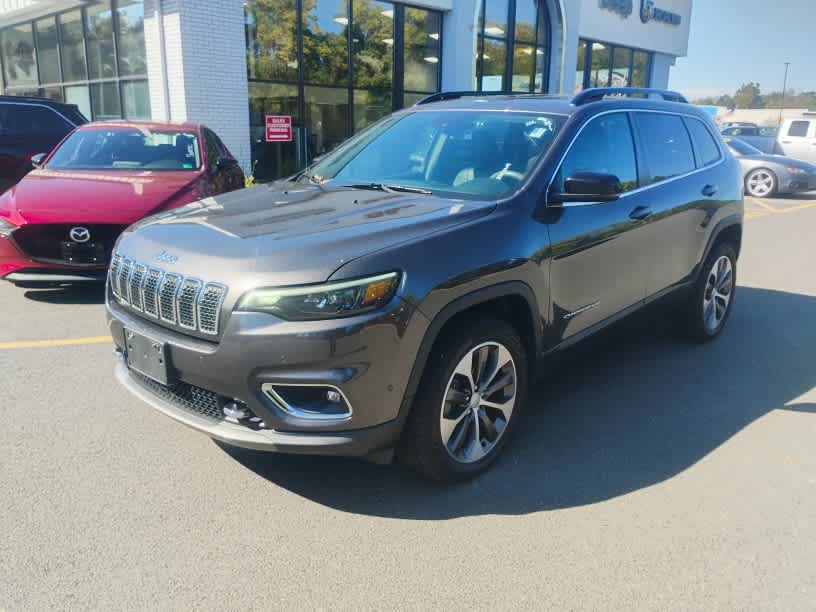 Used 2022 Jeep Cherokee Limited w/ Elite Package AWD/4WD image 3