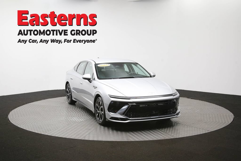 Used 2025 Hyundai Sonata SEL FWD image 53