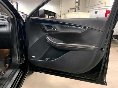 Used 2016 Chevrolet Impala LTZ FWD image 23