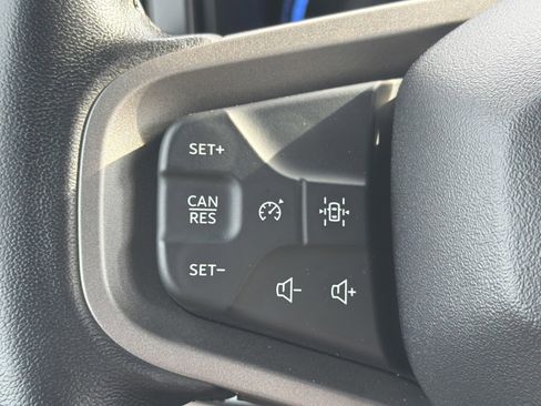 Used 2023 Ford Bronco Wildtrak image 24