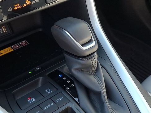 Used 2025 Toyota RAV4 XLE Premium w/ Weather Package FWD image 15