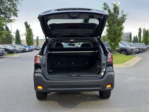 Certified 2025 Subaru Outback Onyx Edition AWD/4WD image 20