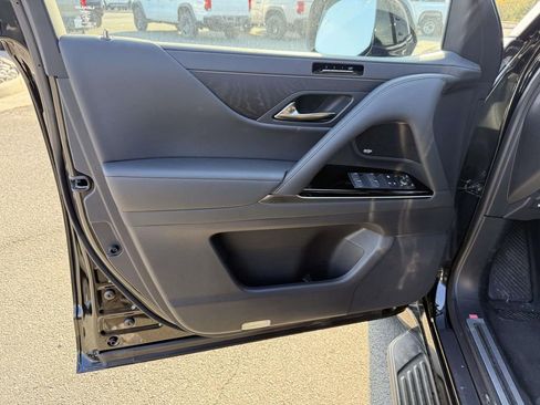 Used 2026 Lexus LX 700h Luxury w/ Accessory Package (Z1) AWD/4WD image 12