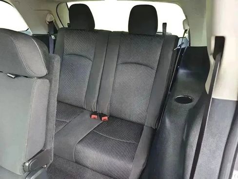 Used 2018 Dodge Journey SXT w/ Connectivity Group image 14