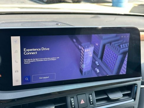 Used 2023 Lexus ES 350 w/ Premium Package image 11