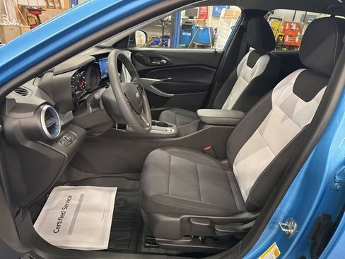 New 2026 Chevrolet Trax LS image 11