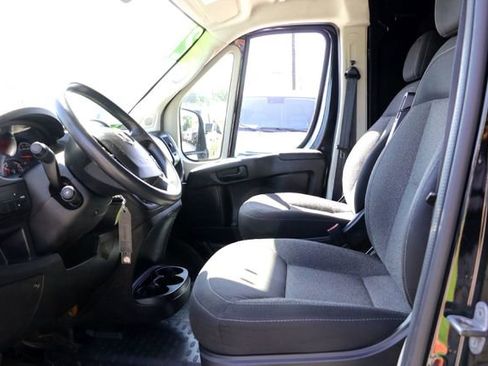 Used 2021 RAM ProMaster 2500 FWD image 10